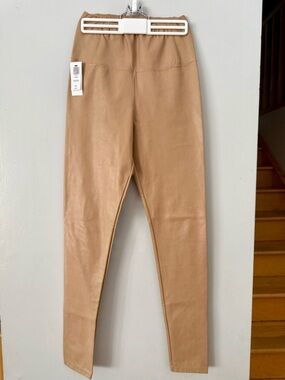 Aritzia Wilfred Free Daria High Rise UnReal Leather Pant Camel